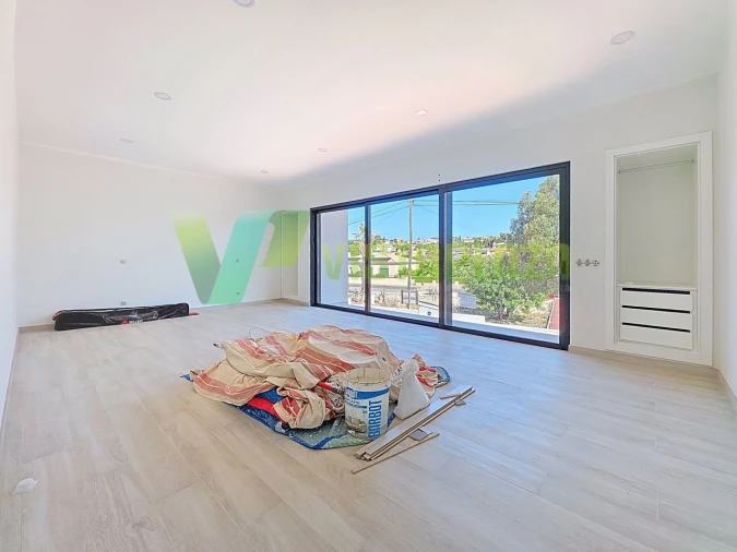 Moradia T3 para Venda em Mexilhoeira Grande Foto 21