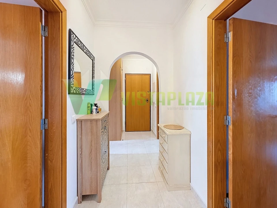 Apartamento T2 para Venda em Lagos (São Sebastião e Santa Maria) Foto 16