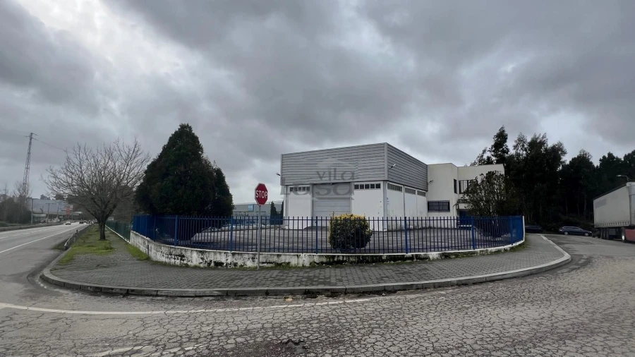 Armazém para Venda em Avintes Foto 1