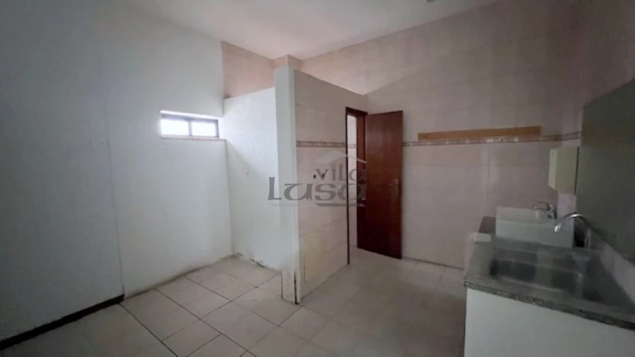 Armazém para Venda em Avintes Foto 12