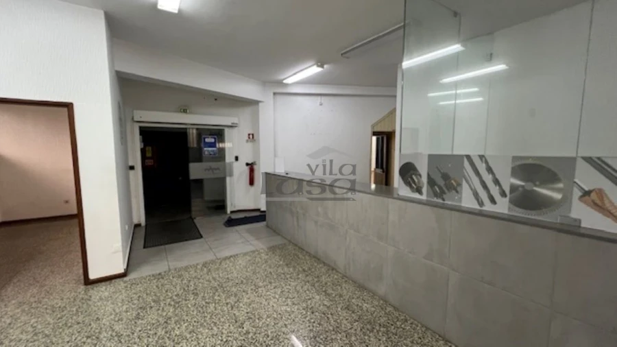 Armazém para Venda em Avintes Foto 18