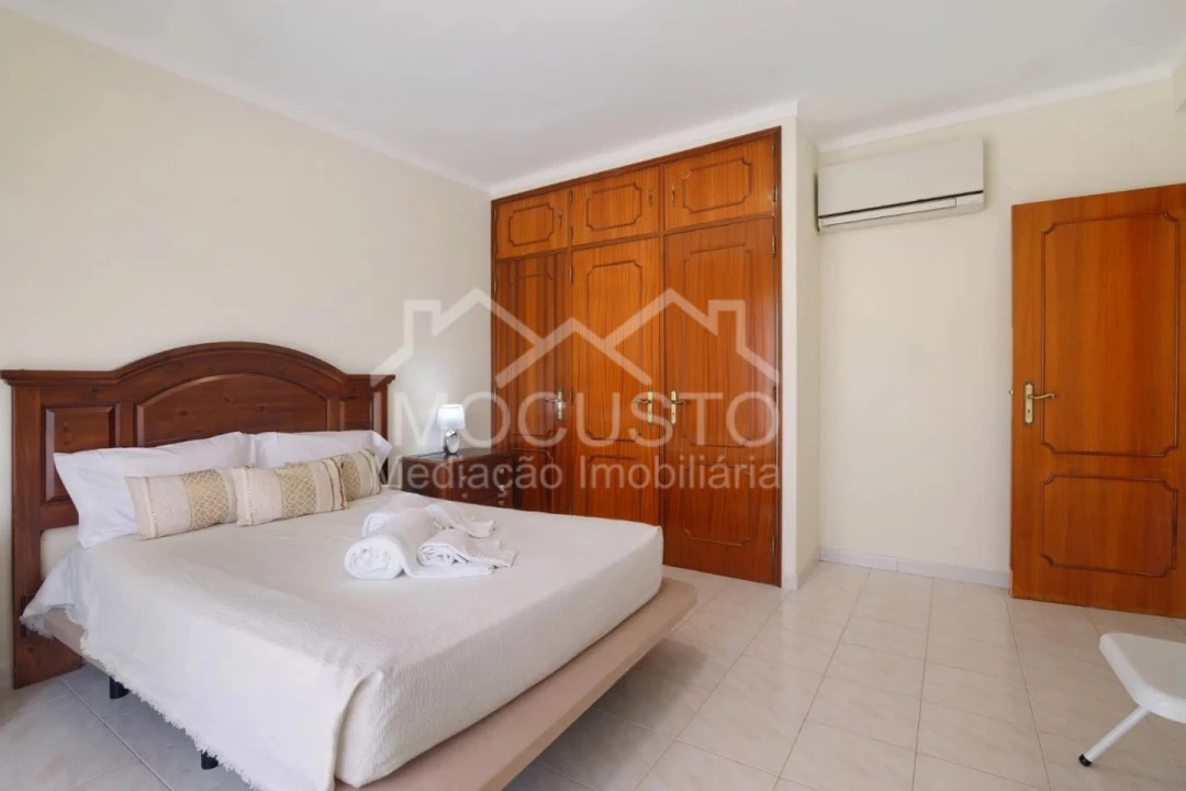Moradia T3 para Arrendamento férias em Monte Gordo Foto 8