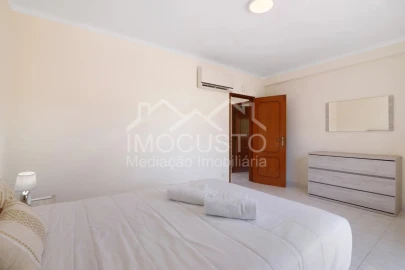 Moradia T3 para Arrendamento férias em Monte Gordo