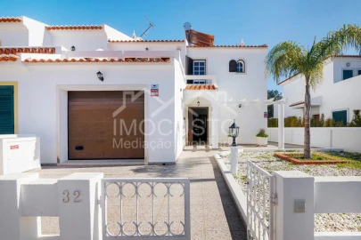 Moradia T3 para Arrendamento férias em Monte Gordo