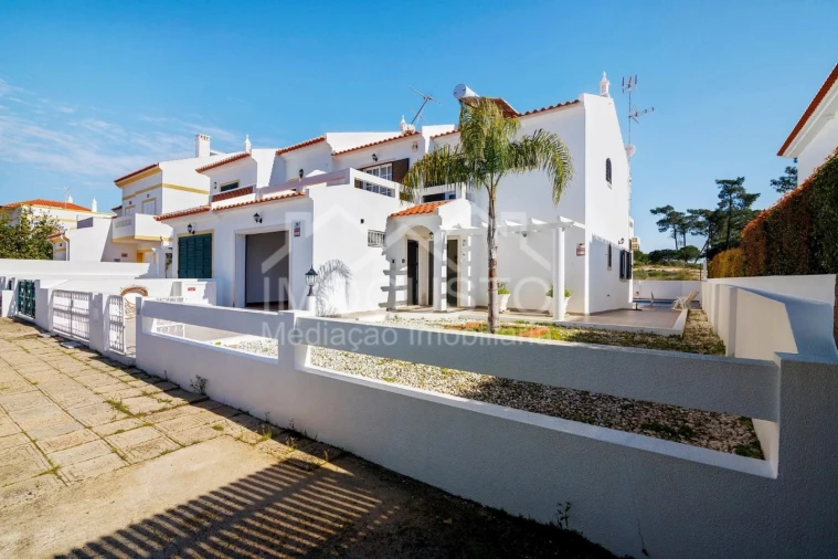 Moradia T3 para Arrendamento férias em Monte Gordo Foto 20