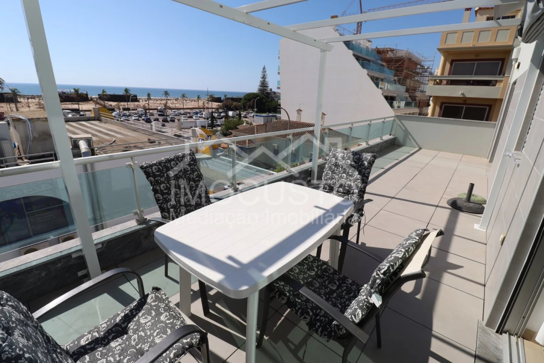 Apartamento T2 para Arrendamento férias em Monte Gordo Foto 1