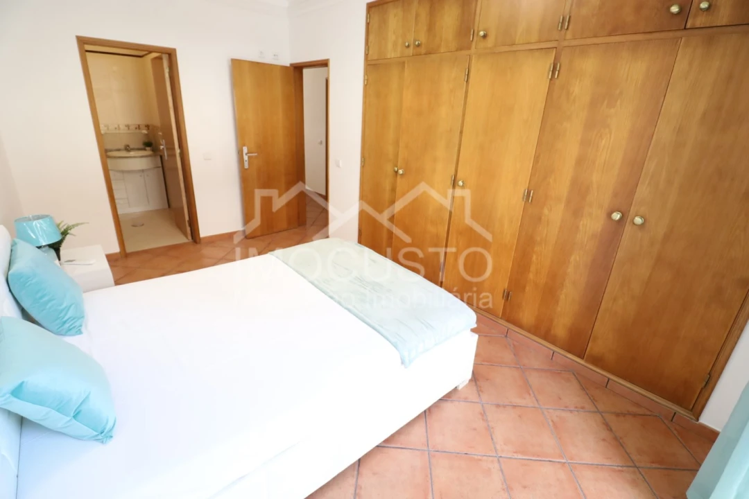 Apartamento T2 para Arrendamento férias em Vila Real de Santo Antonio Foto 9