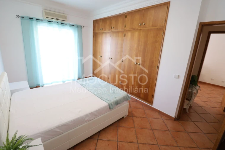 Apartamento T2 para Arrendamento férias em Vila Real de Santo Antonio Foto 6