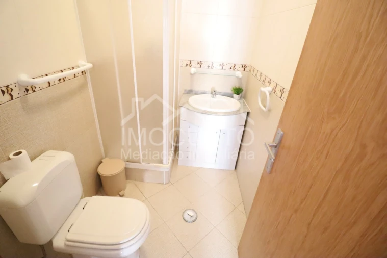 Apartamento T2 para Arrendamento férias em Vila Real de Santo Antonio Foto 8