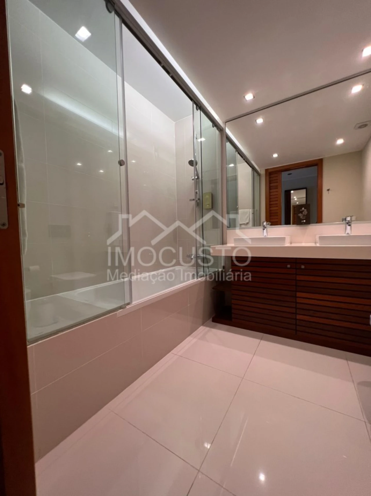 Apartamento T2 para Venda em Alcantarilha e Pêra Foto 21