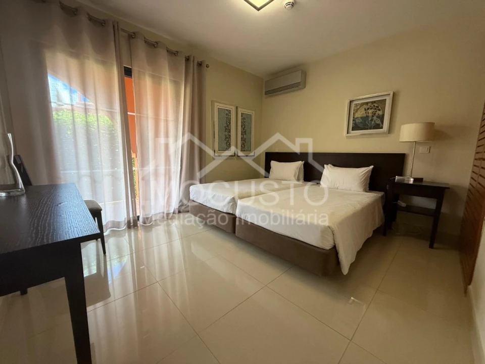 Apartamento T2 para Venda em Alcantarilha e Pêra Foto 11