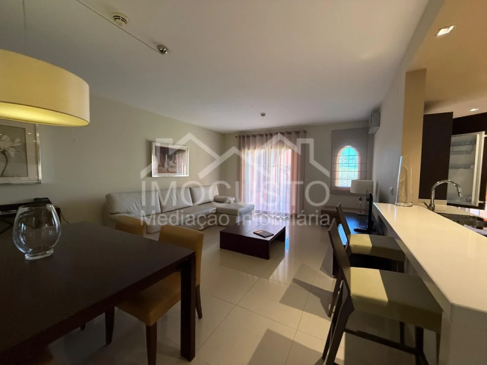 Apartamento T2 para Venda em Alcantarilha e Pêra Foto 14