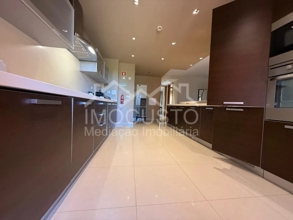 Apartamento T2 para Venda em Alcantarilha e Pêra Foto 18