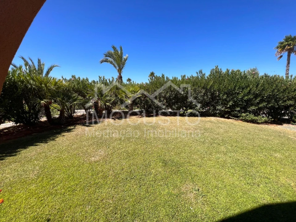 Apartamento T2 para Venda em Alcantarilha e Pêra Foto 32