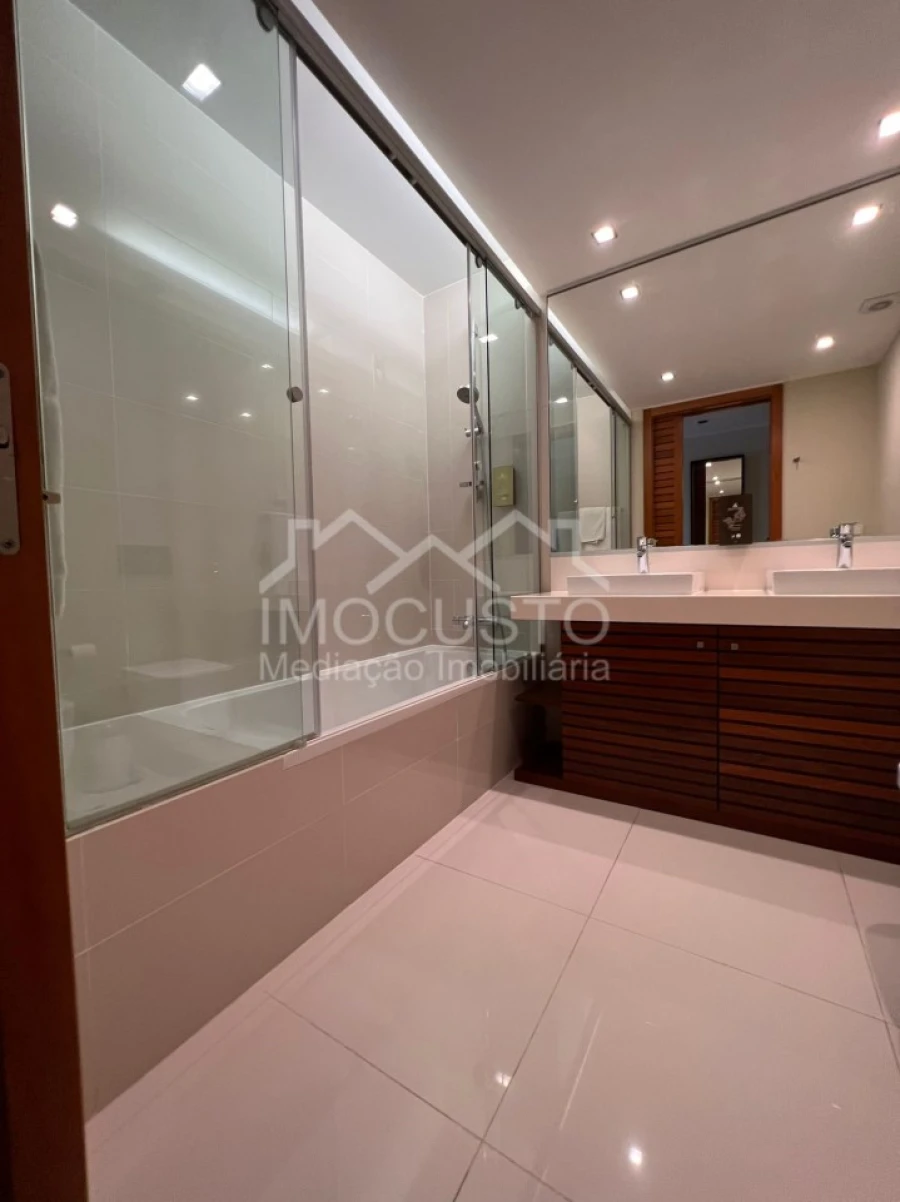 Apartamento T2 para Venda em Alcantarilha e Pêra Foto 21