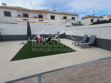 Moradia T3 para Arrendamento férias em Vila Nova de Cacela