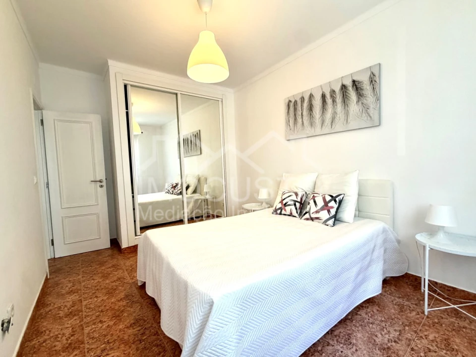 Apartamento T2 para Arrendamento férias em Monte Gordo Foto 1