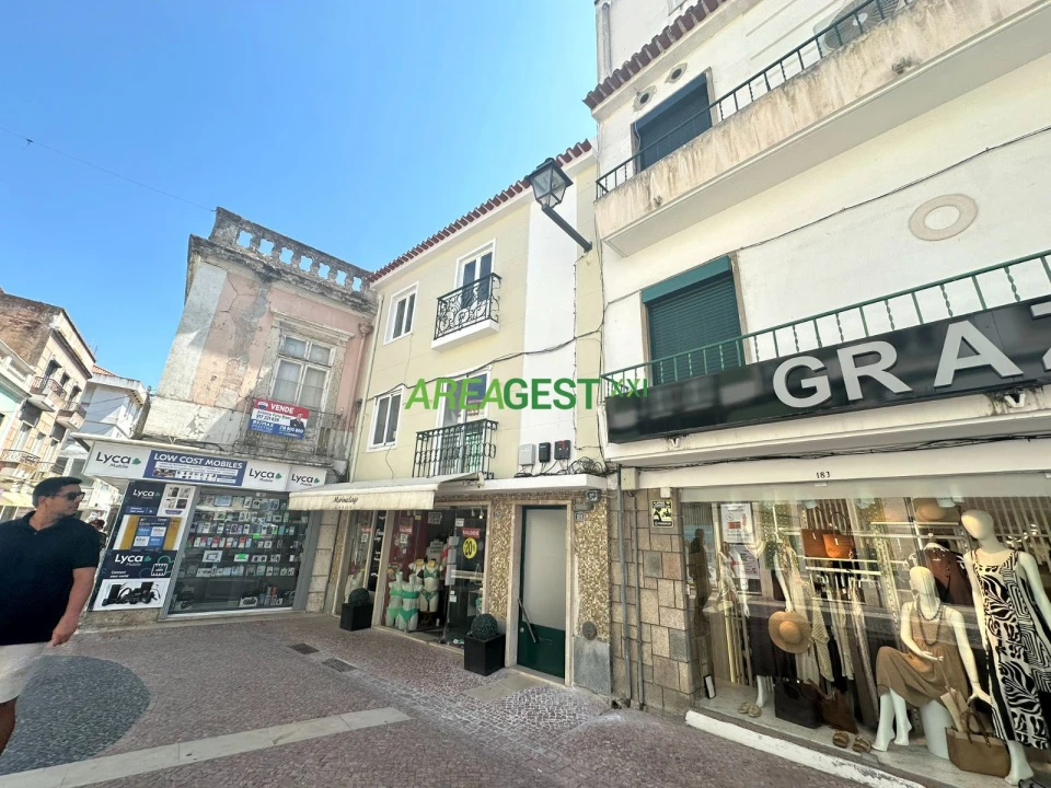 Loja para Venda em Vila Franca de Xira Foto 6