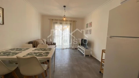 Apartamento T1 para Arrendamento férias em Monte Gordo