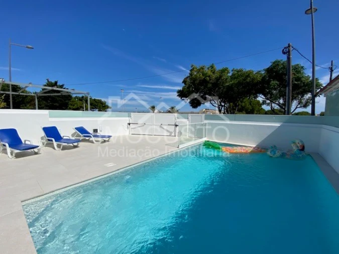 Moradia T4 para Arrendamento férias em Altura Foto 3