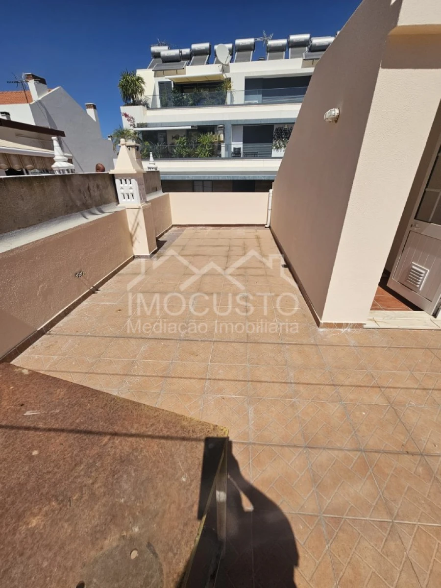 Moradia T2 para Venda em Monte Gordo Foto 3