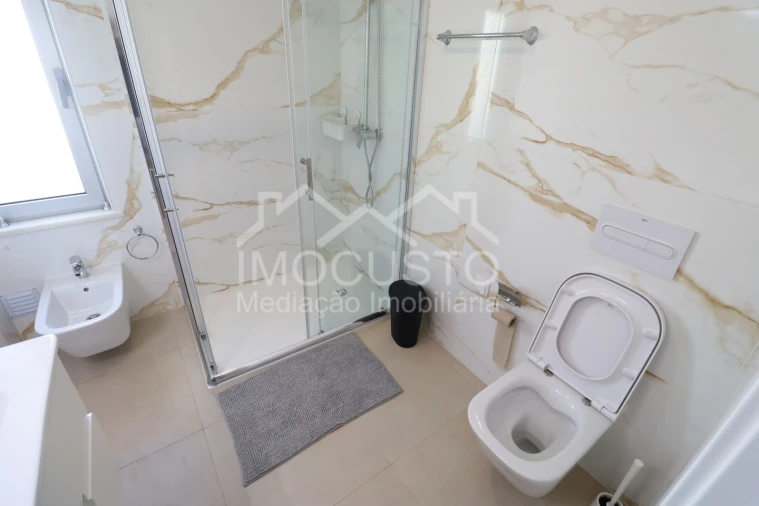 Apartamento T2 para Arrendamento férias em Monte Gordo Foto 13