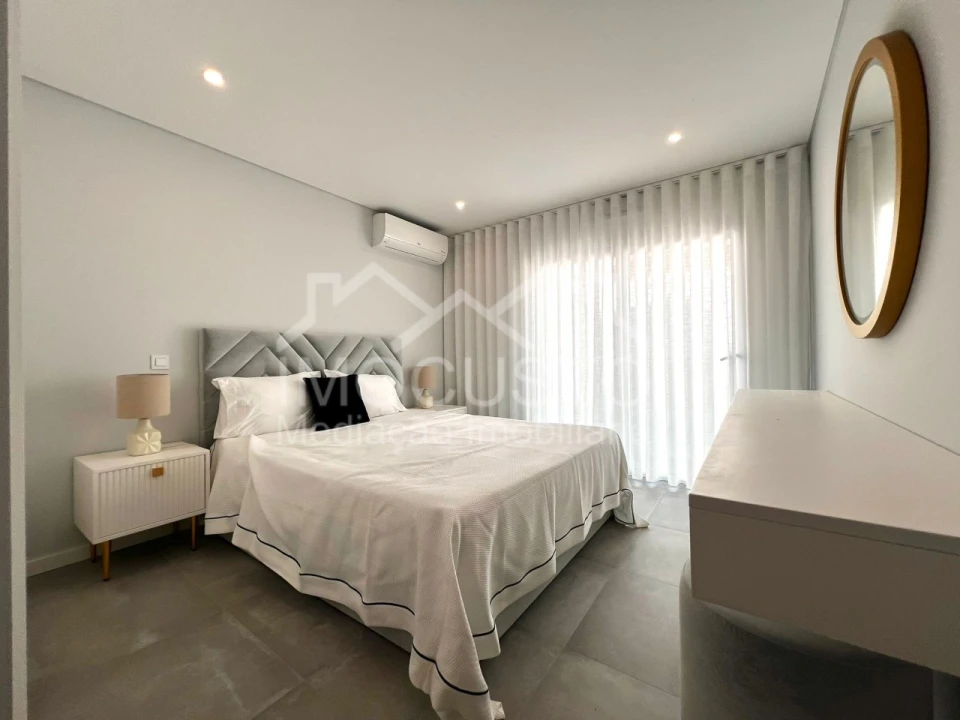 Apartamento T2 para Arrendamento férias em Monte Gordo Foto 12