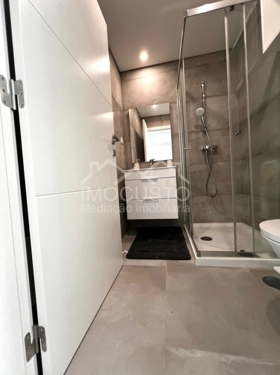 Apartamento T2 para Arrendamento férias em Monte Gordo Foto 9