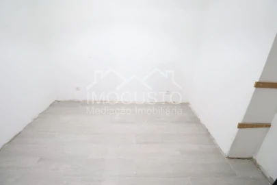 Moradia T2 para Venda em Vila Real de Santo Antonio