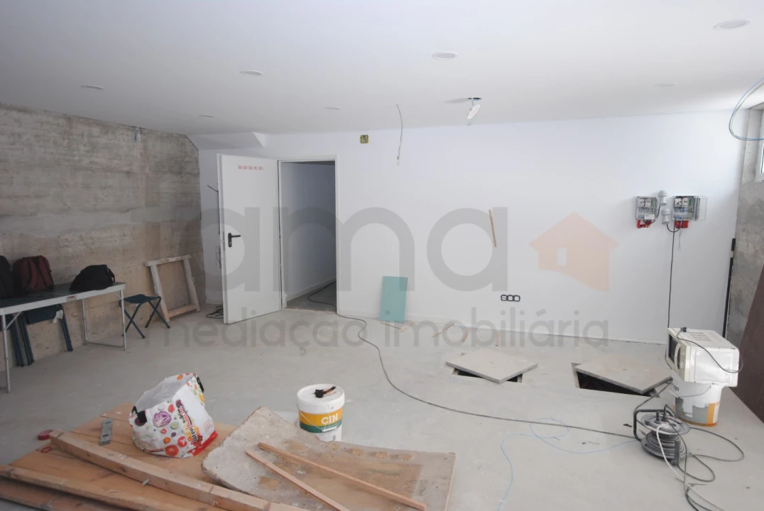 Moradia T3 para Venda em Alcabideche Foto 55