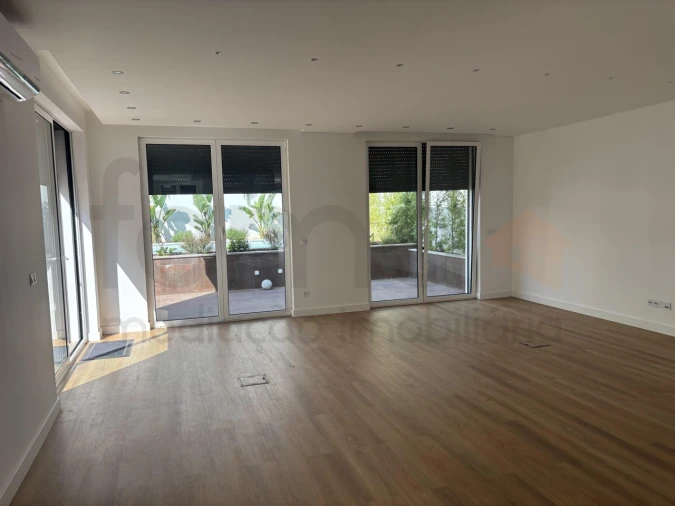 Moradia T3 para Venda em Alcabideche Foto 4