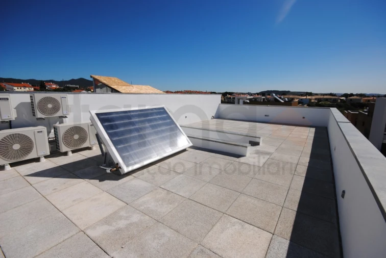 Moradia T3 para Venda em Alcabideche Foto 43