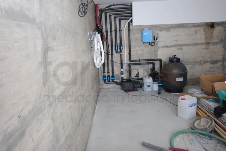 Moradia T3 para Venda em Alcabideche Foto 54