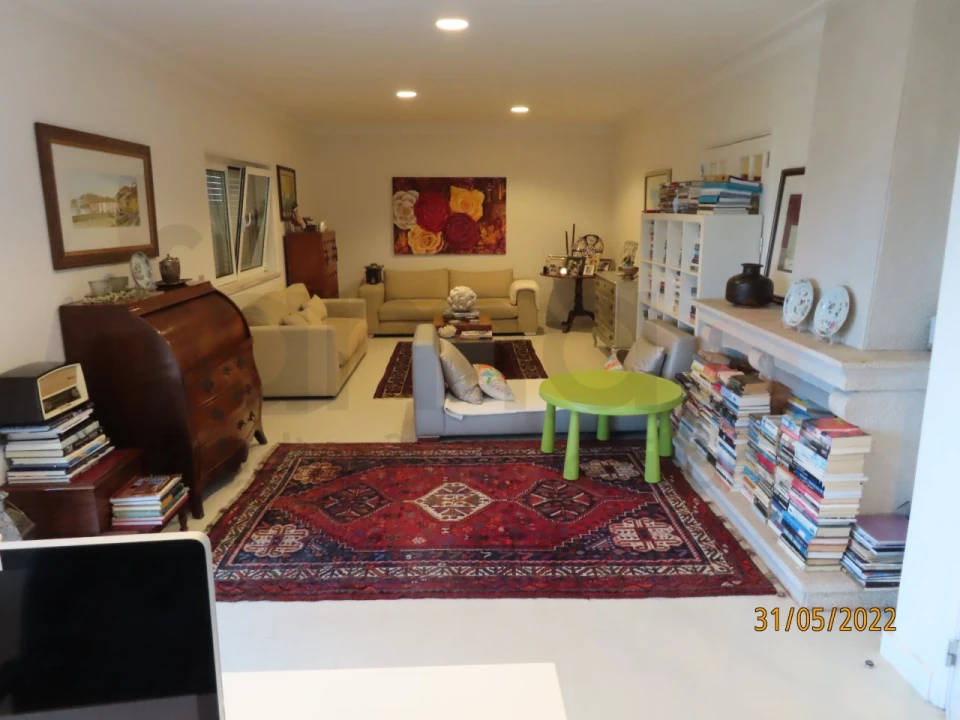 Moradia T8 para Venda em Carcavelos e Parede Foto 10