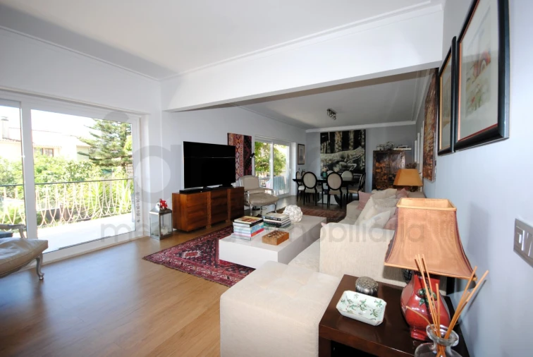 Moradia T8 para Venda em Carcavelos e Parede Foto 21