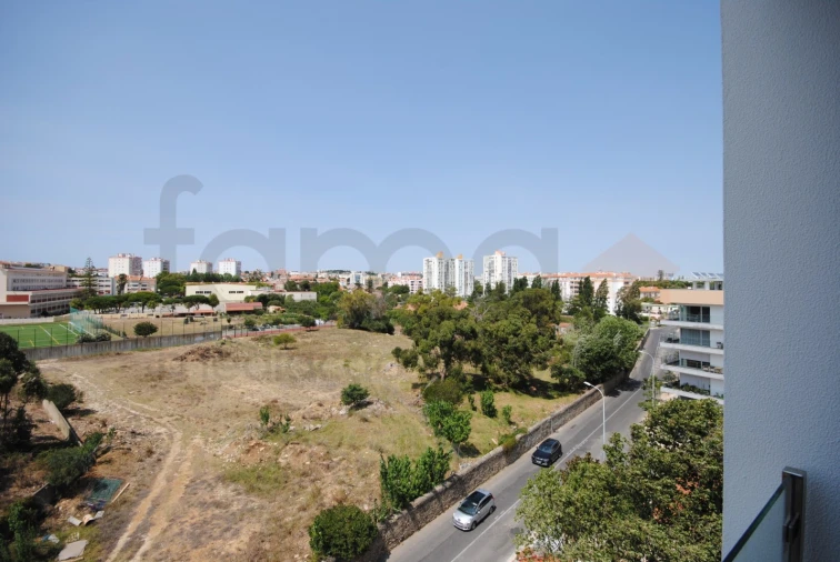 Apartamento T3 para Venda em Carcavelos e Parede Foto 42