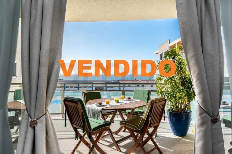 Apartamento T2 para Venda em Ericeira Foto 1