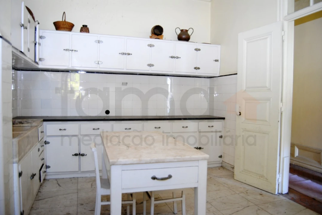 Moradia T20 para Venda em Tortosendo Foto 38