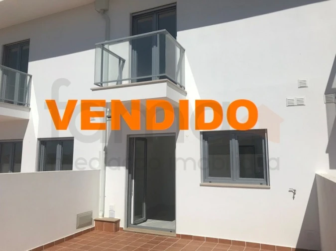 Moradia T4 para Venda em Lourinhã e Atalaia Foto 1