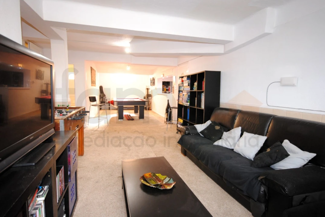 Moradia T5 para Venda em São Domingos de Rana Foto 49