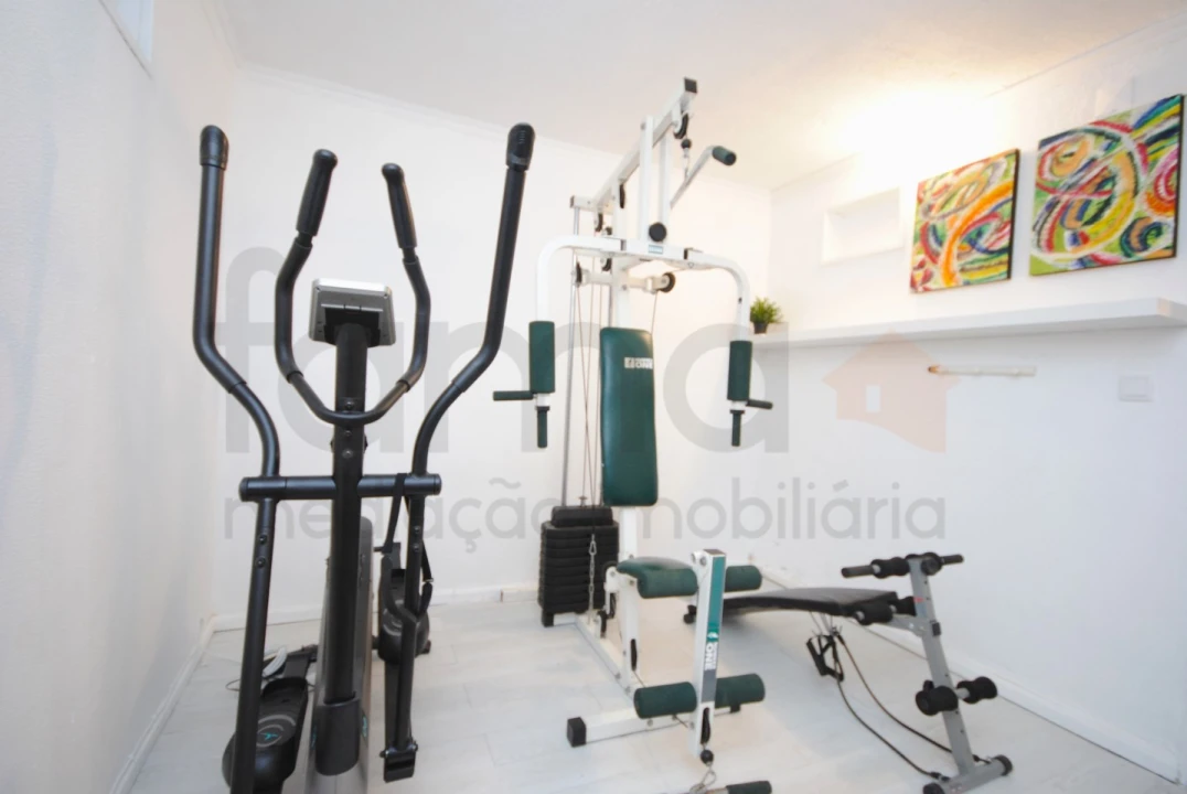 Moradia T5 para Venda em São Domingos de Rana Foto 60