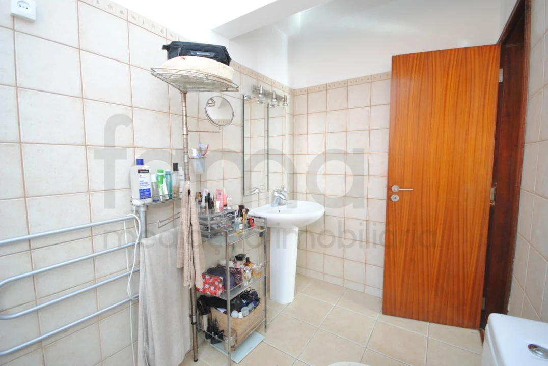 Moradia T5 para Venda em São Domingos de Rana Foto 78