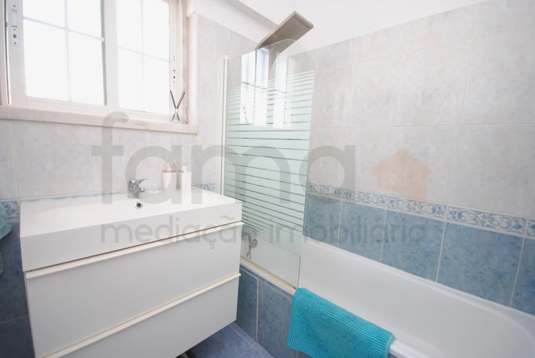 Moradia T5 para Venda em São Domingos de Rana Foto 85