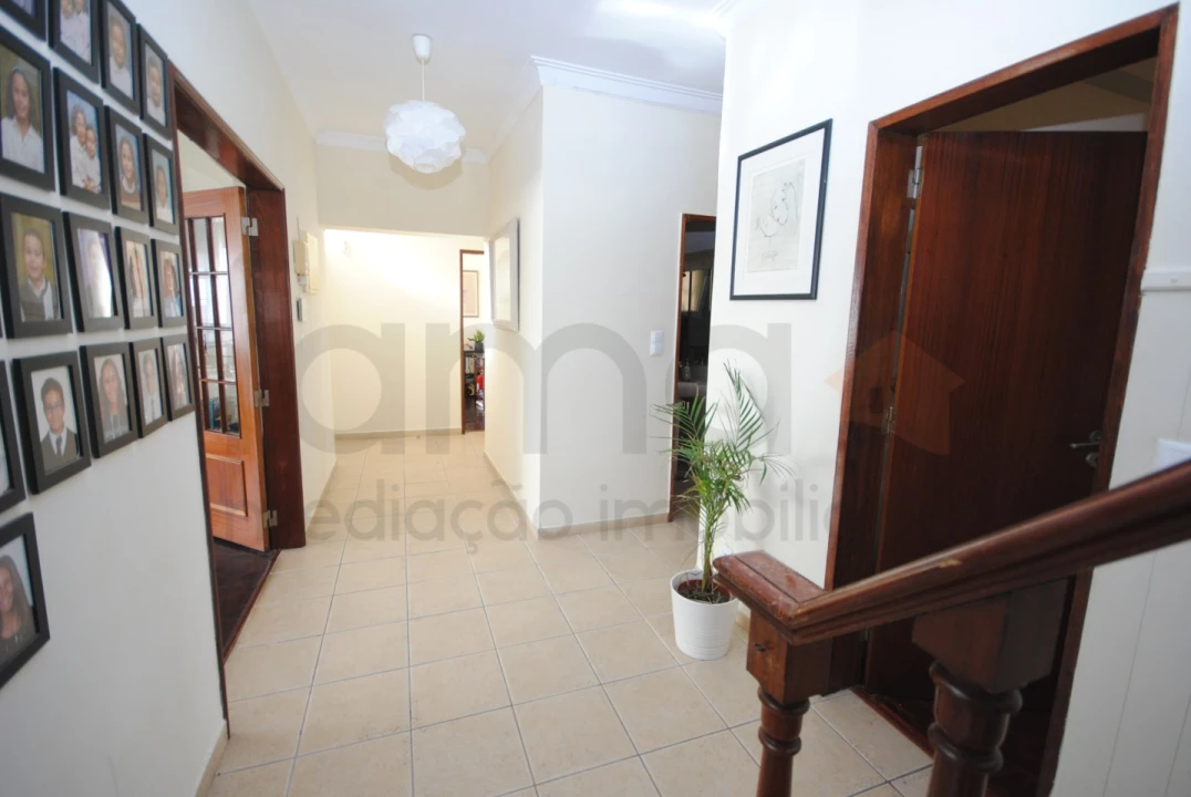 Moradia T5 para Venda em São Domingos de Rana Foto 88