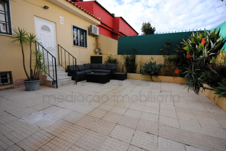 Moradia T5 para Venda em São Domingos de Rana Foto 10