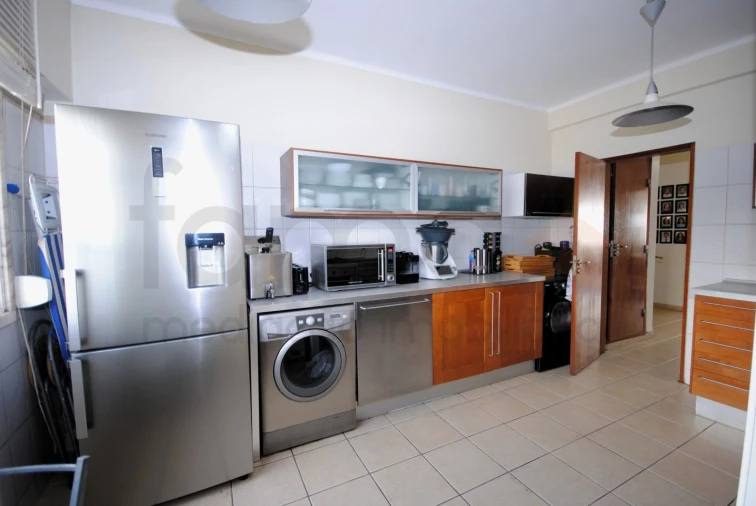 Moradia T5 para Venda em São Domingos de Rana Foto 22