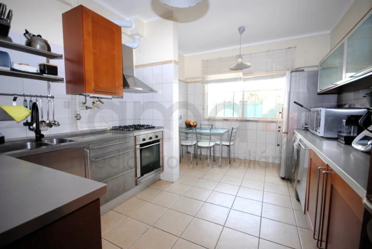 Moradia T5 para Venda em São Domingos de Rana Foto 24