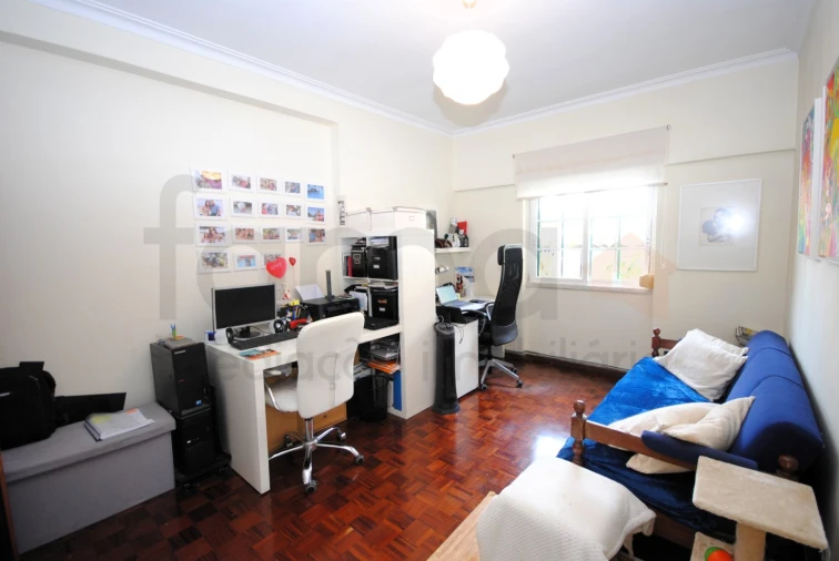 Moradia T5 para Venda em São Domingos de Rana Foto 31