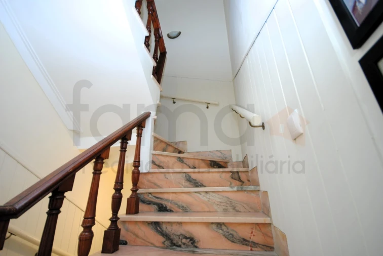 Moradia T5 para Venda em São Domingos de Rana Foto 41