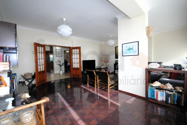 Moradia T5 para Venda em São Domingos de Rana Foto 35